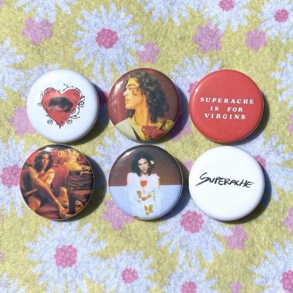 Conan pin set